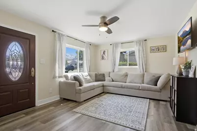 320 S 320 W, Tooele, UT 84074 - Photo 4