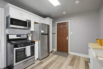 320 S 320 W, Tooele, UT 84074 - Photo 8
