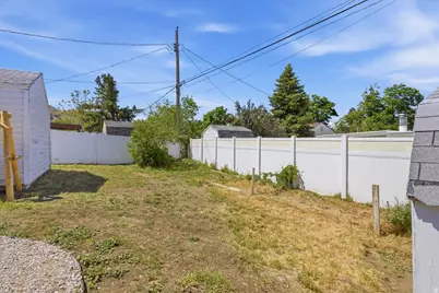 320 S 320 W, Tooele, UT 84074 - Photo 16