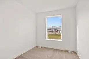 12686 S S Lincoln Peak Ln, Herriman, UT 84096 - Photo 14