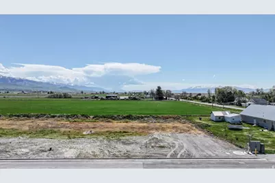 28 E 200 S #1, Lewiston, UT 84320 - Photo 2