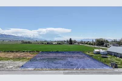 28 E 200 S #1, Lewiston, UT 84320 - Photo 2