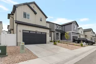 6720 S Window Peak Way W, West Jordan, UT 84081 - Photo 2