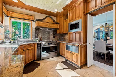 761 S 1030 E, Orem, UT 84097 - Photo 22