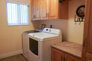 896 N 290 E, American Fork, UT 84003 - Photo 32