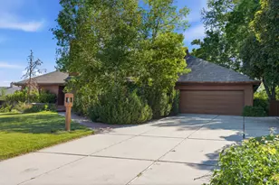 465 S Towers Dr, Salem, UT 84653 - Photo 2