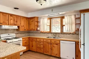 195 E 200 S, Kanosh, UT 84637 - Photo 6