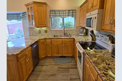 1263 E Grayson Ct S, Sandy, UT 84094 - Photo 8