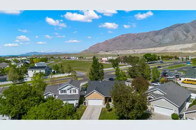 107 N Crystal Bay Dr W, Stansbury Park, UT 84074 - Photo 32
