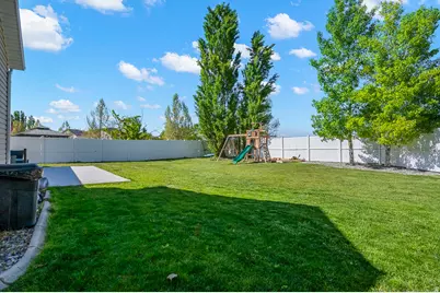 107 N Crystal Bay Dr W, Stansbury Park, UT 84074 - Photo 28