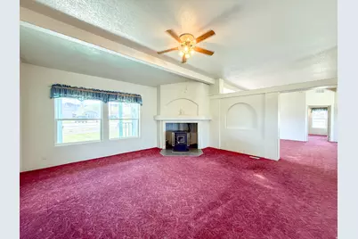 141 S 100 E, Emery, UT 84522 - Photo 4