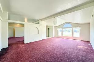 141 S 100 E, Emery, UT 84522 - Photo 4