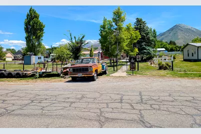19 S 200 E, Salem, UT 84653 - Photo 26
