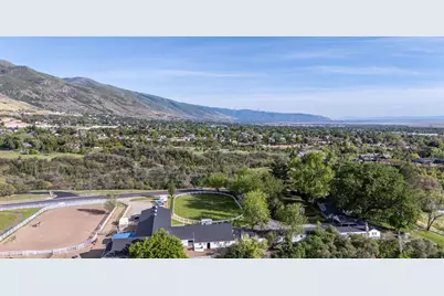 786 E Shannon Rd, Kaysville, UT 84037 - Photo 46