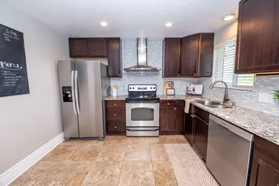 786 E Shannon Rd, Kaysville, UT 84037 - Photo 16