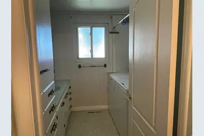 438 E Main St, Elsinore, UT 84724 - Photo 36