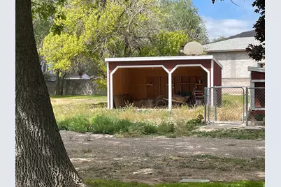 438 E Main St, Elsinore, UT 84724 - Photo 12