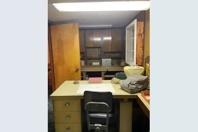 438 E Main St, Elsinore, UT 84724 - Photo 38