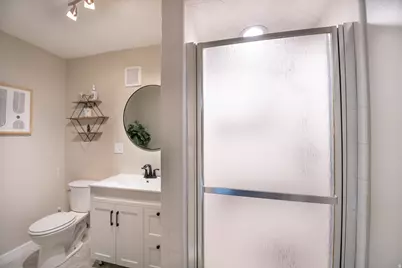 132 W Washington Ave S, Murray, UT 84107 - Photo 20
