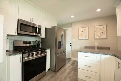 132 W Washington Ave S, Murray, UT 84107 - Photo 6