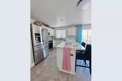 12717 S Diamondback Dr, Riverton, UT 84096 - Photo 6