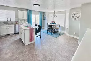 12717 S Diamondback Dr, Riverton, UT 84096 - Photo 4