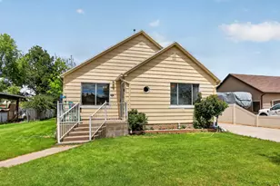 257 E 100 N, Nephi, UT 84648 - Photo 2