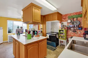 257 E 100 N, Nephi, UT 84648 - Photo 8