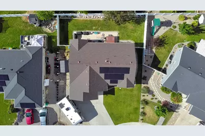 325 W 160 N, Clearfield, UT 84015 - Photo 4