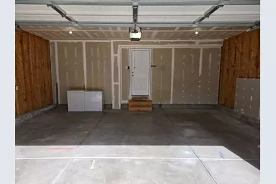 4370 N Angies Aly, Eagle Mountain, UT 84005 - Photo 38