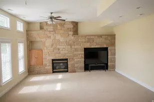 8938 S Midvalley Dr W, West Jordan, UT 84088 - Photo 16