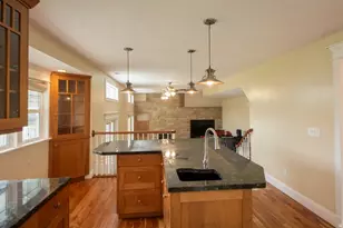 8938 S Midvalley Dr W, West Jordan, UT 84088 - Photo 14