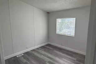829 W Mount Tuscarora Dr S, Taylorsville, UT 84123 - Photo 12