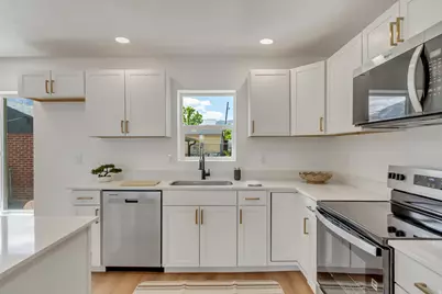 122 E 400 N, Tooele, UT 84074 - Photo 4