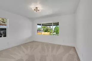 122 E 400 N, Tooele, UT 84074 - Photo 8
