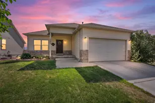 7092 N Cherokee St, Eagle Mountain, UT 84005 - Photo 28