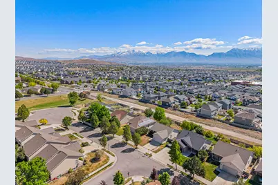 7092 N Cherokee St, Eagle Mountain, UT 84005 - Photo 40