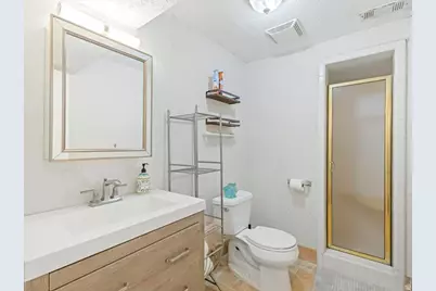 9135 S Morningview Dr E, Sandy, UT 84094 - Photo 32