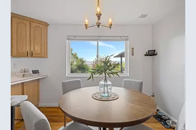 9135 S Morningview Dr E, Sandy, UT 84094 - Photo 12