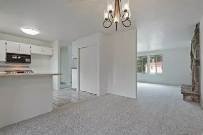 1722 E Kimsbrough Rd S, Sandy, UT 84092 - Photo 10