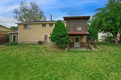 1722 E Kimsbrough Rd S, Sandy, UT 84092 - Photo 26