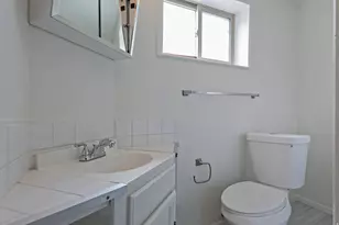 1722 E Kimsbrough Rd S, Sandy, UT 84092 - Photo 22