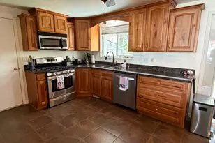 395 N Cedar View St E, Orangeville, UT 84537 - Photo 4
