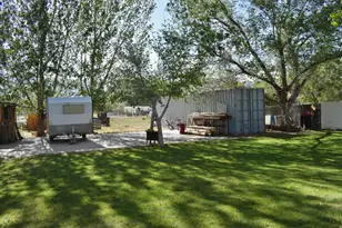 395 N Cedar View St E, Orangeville, UT 84537 - Photo 36