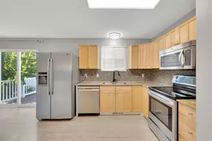 5568 W Golden Gate Cir S, West Jordan, UT 84081 - Photo 12