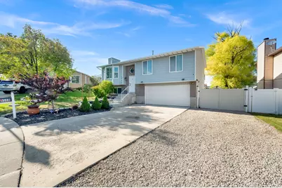 5568 W Golden Gate Cir S, West Jordan, UT 84081 - Photo 4