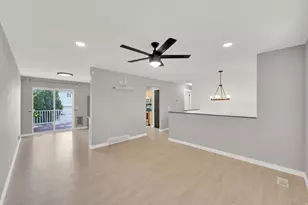 5568 W Golden Gate Cir S, West Jordan, UT 84081 - Photo 8