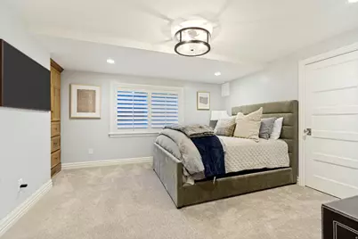 23 E Altawood Ln S, Sandy, UT 84092 - Photo 72