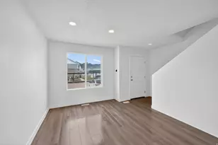 295 W Spruce Way, Santaquin, UT 84655 - Photo 4