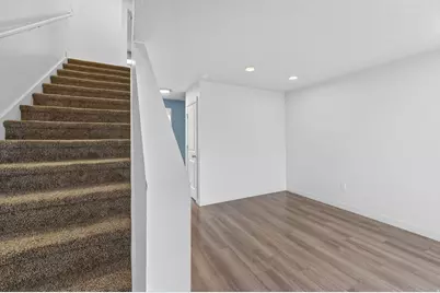 295 W Spruce Way, Santaquin, UT 84655 - Photo 2